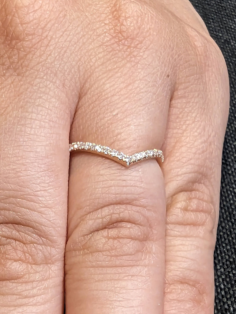 Curved Wedding Band Round Shaped Gold Diamond Wedding Band Unique Chevron Matching Stacking Band Unique Anniversary Delicate Wishbone Ring