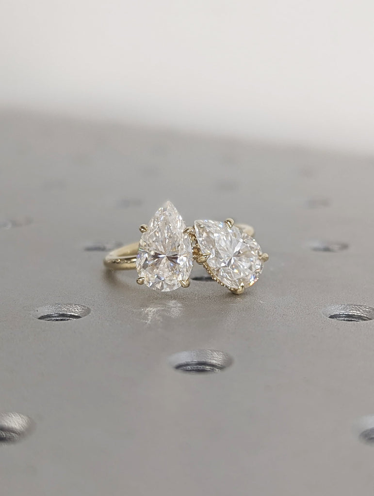 2.5 Carat Double Stone Engagement Ring Two Pear Cut Lab Diamond Two Stone Wedding Ring 14K/18K White Yellow Rose Black Gold Tot Et Moi Ring