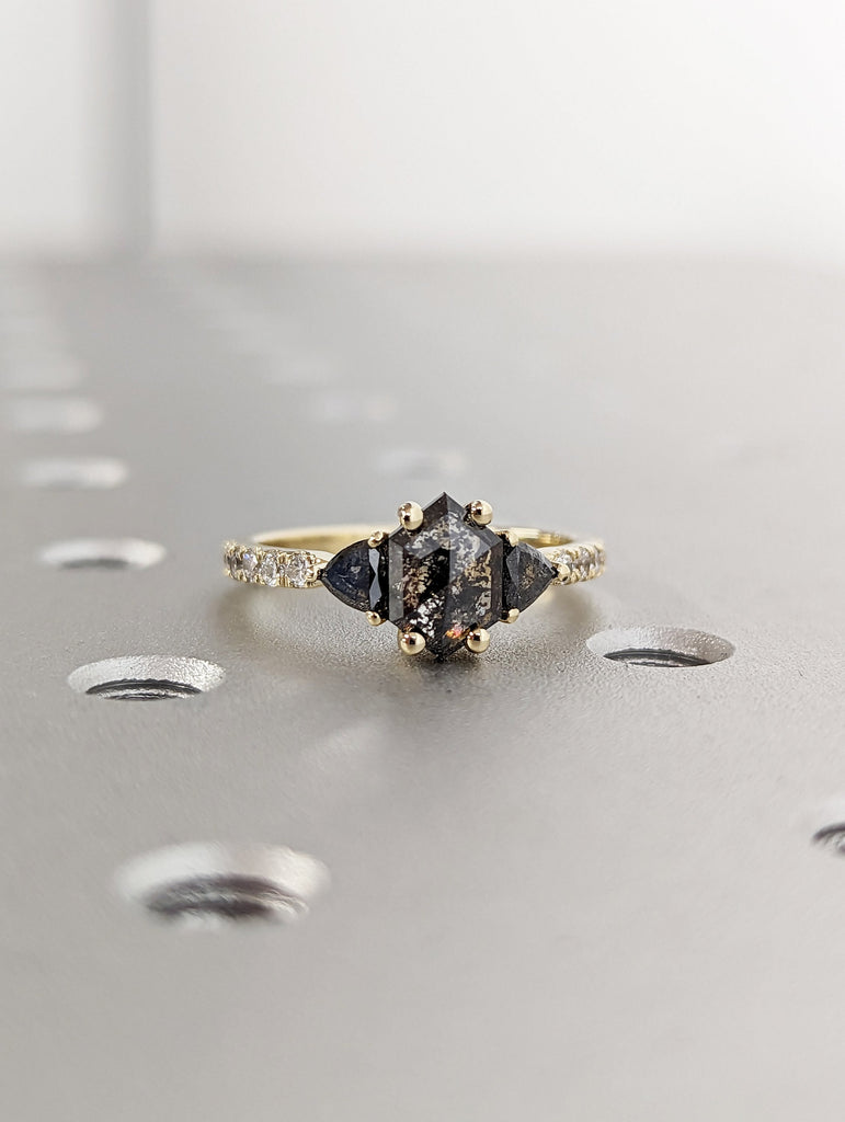 Raw Diamond Hexagon Triangle Diamond, Salt and Pepper, Unique Engagement Ring, Rose Cut Geometric Diamond Ring, 14k Gold, Custom Handmade