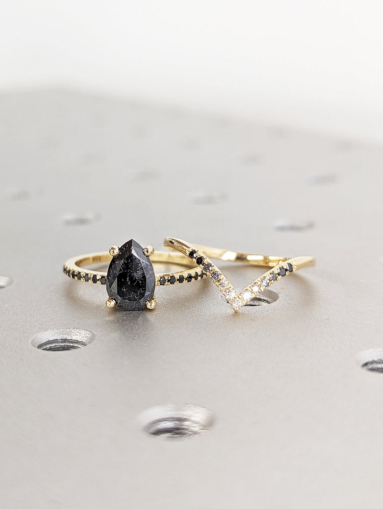 1.25 Carat 1920's Raw Salt and Pepper Diamond, Pear Diamond Ring, Unique Engagement Bridal Set, Gray Pear, Black, Yellow, Rose, White Gold