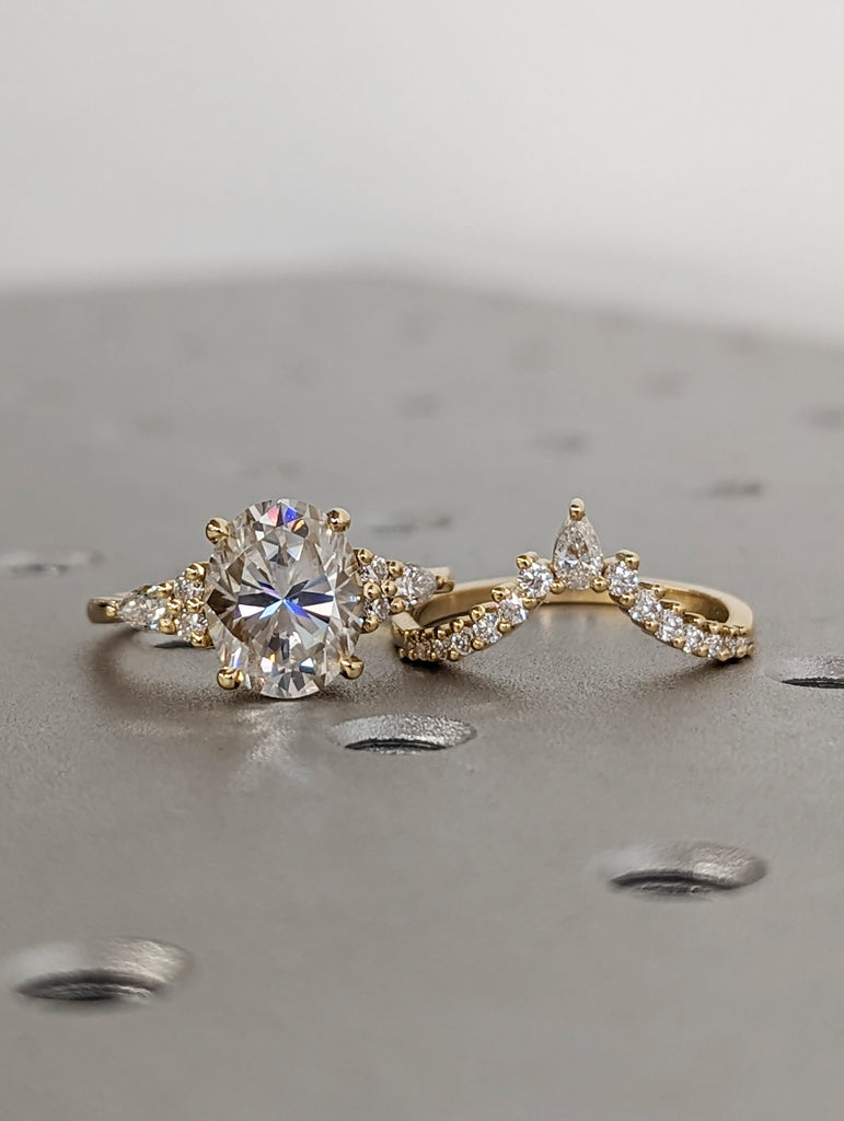 Vintage 2.5ct Oval Moissanite Diamond 18K Yellow Gold Bridal Ring Set | Unique Pear Moissanite Cluster Ring | Fine Luxury Wedding Jewelry