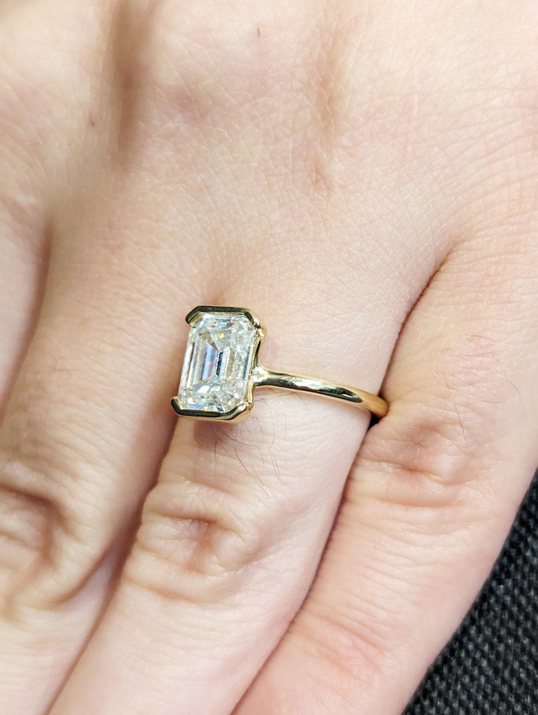 Handmade Custom Ring/ 6.0x8.0mm Emerald Cut Moissanite Engagement Ring/ 4 Prongs Wedding Promise Ring/ 14K Solid Gold Ring/ Floating Bezel