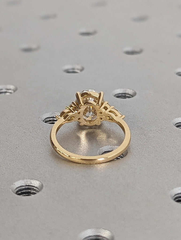 Luxury 2.5ct Oval Lab Diamond 18K Yellow Gold Engagement Ring Set | Unique Pear Moissanite Cluster Ring | Handmade Vintage Bridal Jewelry