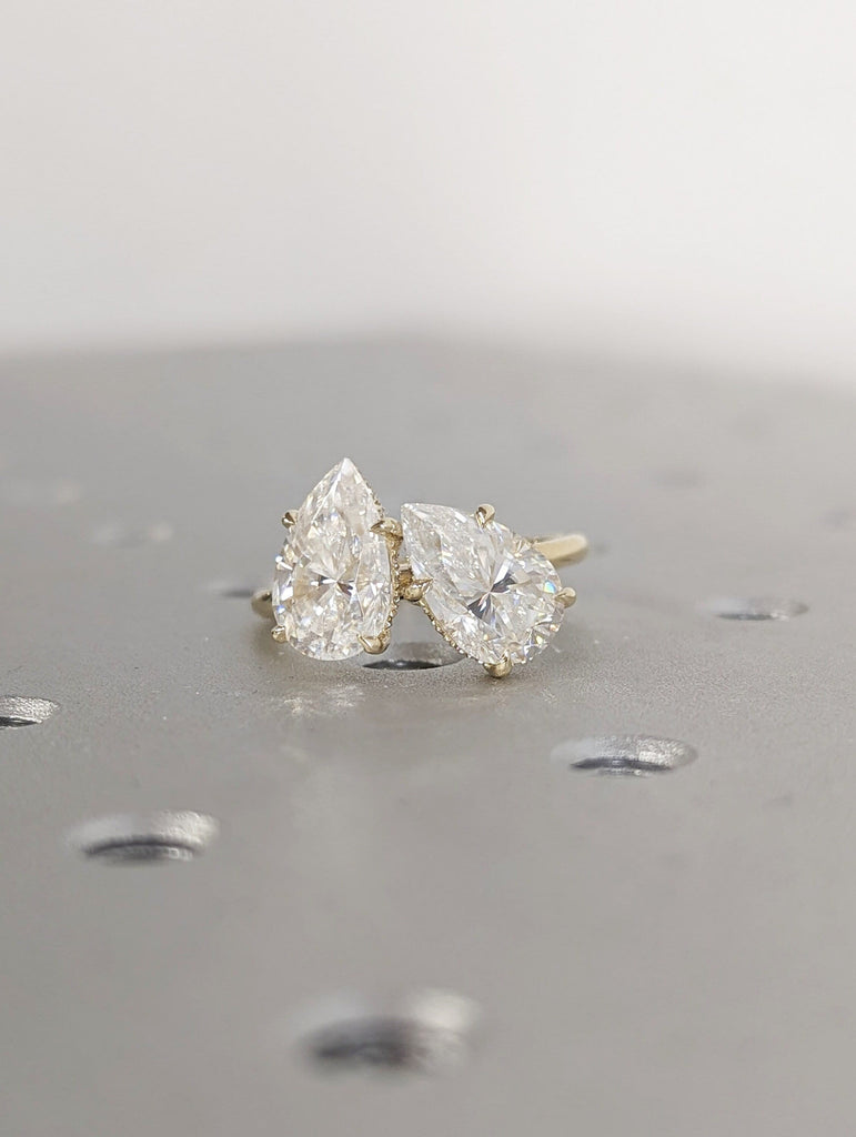 2.5 Carat Double Stone Engagement Ring Two Pear Cut Lab Diamond Two Stone Wedding Ring 14K/18K White Yellow Rose Black Gold Tot Et Moi Ring