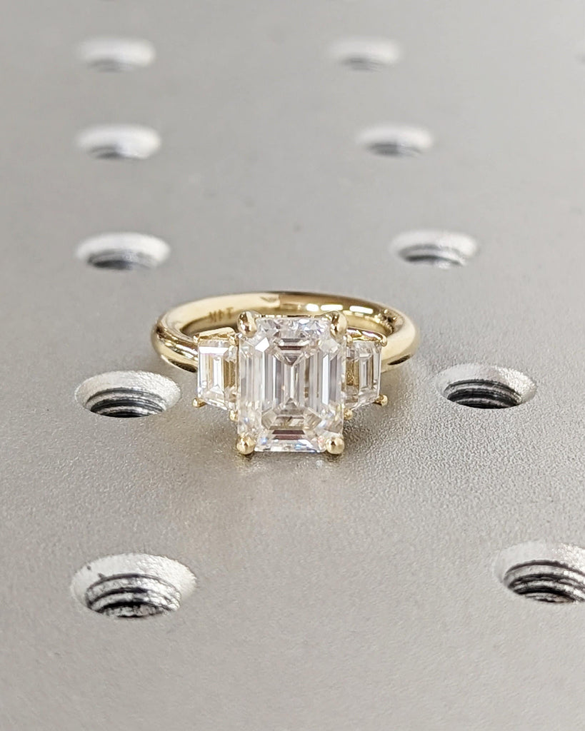 Three Stone Emerald Cut Lab Diamond Engagement Ring, Side Trapezoid Moissanite, Three Stone Engagement Ring, Emerald Cut and trapezoid Cut