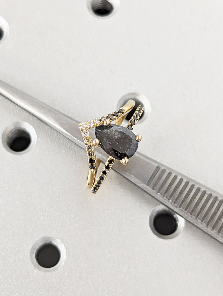 1.25 Carat 1920's Raw Salt and Pepper Diamond, Pear Diamond Ring, Unique Engagement Bridal Set, Gray Pear, Black, Yellow, Rose, White Gold