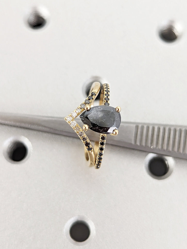 1.25 Carat 1920's Raw Salt and Pepper Diamond, Pear Diamond Ring, Unique Engagement Bridal Set, Gray Pear, Black, Yellow, Rose, White Gold