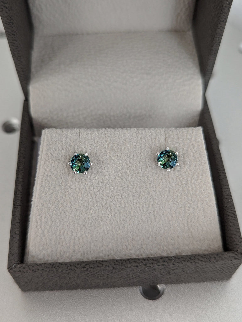 14K Gold Peacock Sapphire Stud, Natural Sapphire Stone, Sapphire Earring, Teal Sapphire, Everyday Wear, September Birthstone, Blue Green Hue