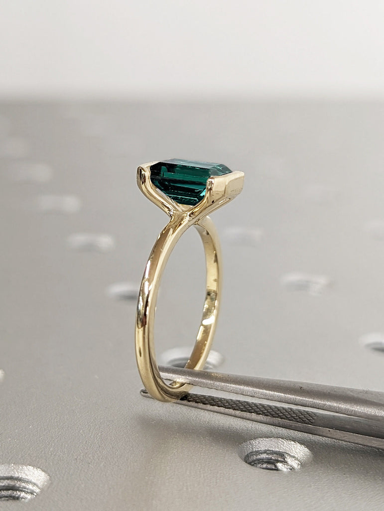 Green Emerald Engagement Ring in 14k Yellow Gold, 1.5ct Emerald Cut, May Birthstone Ring, Wedding Bridal, Solitaire Floating Bezel Setting