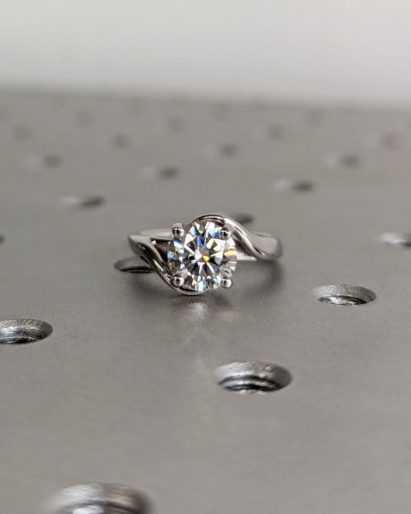 European Shank Engagement Ring, 1.5CT Colorless Moissanite Ring, Wedding Ring in Solid Gold, Anniversary Gifts, Twist Shank, Split Shank
