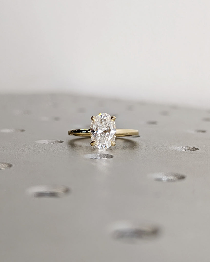 1.5cts Moissanite Oval Engagement Ring, Oval Moissanite and Solitaire Wedding Ring, Yellow Gold Moissanite Ring, Minimalist Ring, Art Deco