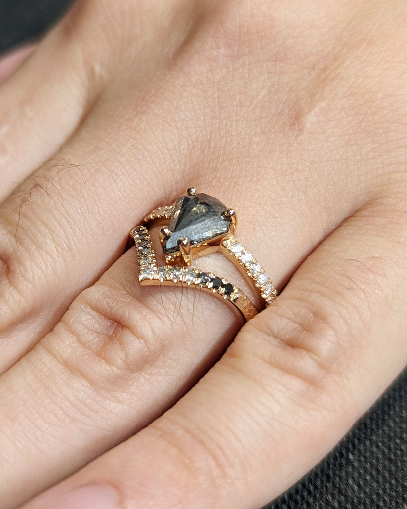Raw Diamond Fan Cut Diamond, Salt and Pepper, Unique Engagement Ring, Rose Gold Geometric Diamond Ring, 14k Gold, Custom Handmade, Hammered