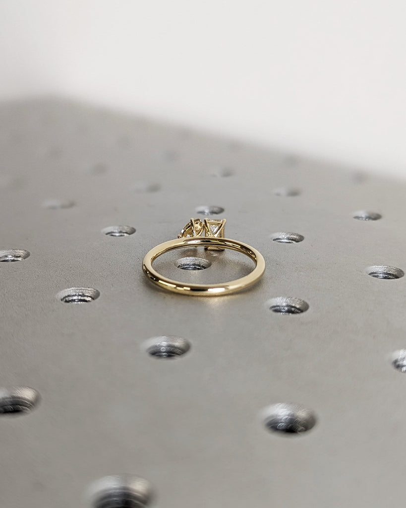 Colorless & Champagne Moissanite Toi Et Moi Ring / Emerald And Fancy Colored Pear Moissanite Ring / 14K Gold Engagement Ring / Gift For Her