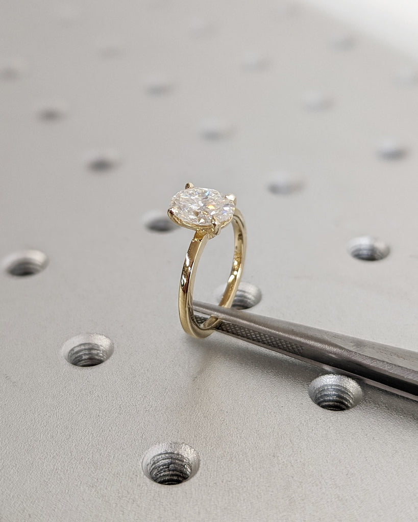 1.5cts Moissanite Oval Engagement Ring, Oval Moissanite and Solitaire Wedding Ring, Yellow Gold Moissanite Ring, Minimalist Ring, Art Deco