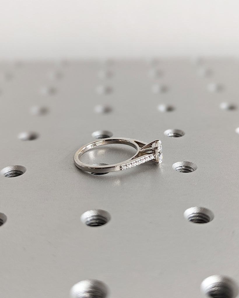 4-Prong Round Engagement Ring in 14k Solid Gold / 1, 1.5, 2 CT Moissanite Engagement Rings / Eternity Moissanite Ring / Gold Promise Ring