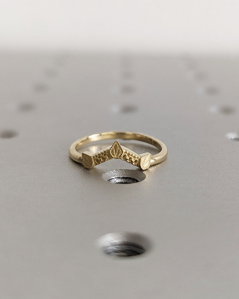 Nature Inspired 1.6mm Yellow Gold Wedding Band Vintage Stackable Matching Bridal Ring Unique Leaf Milgrain Engraved Ring Anniversary For Her