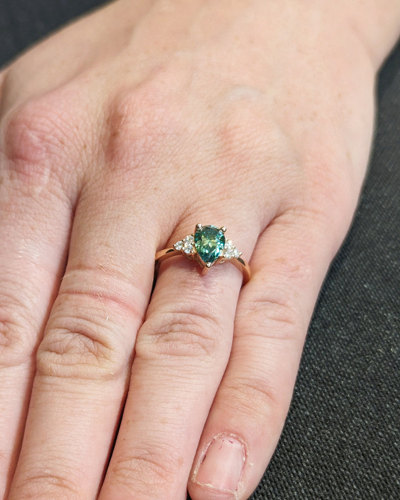 Pear Green Moissanite Engagement Ring, Heavenly Wedding Ring, Cyan Blue Moissanite Ring, Ring for Women, Anniversary Gift Ring, Cluster Ring