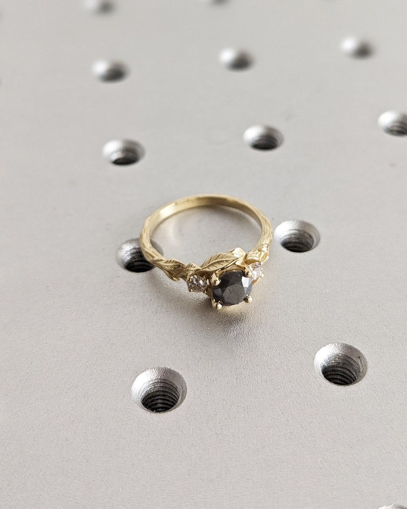 Leaves Engagement Ring, 14K Gold And Diamond Engagement Ring, Engagement Ring, Leaf Ring, Vintage, Alternative Engagement Ring