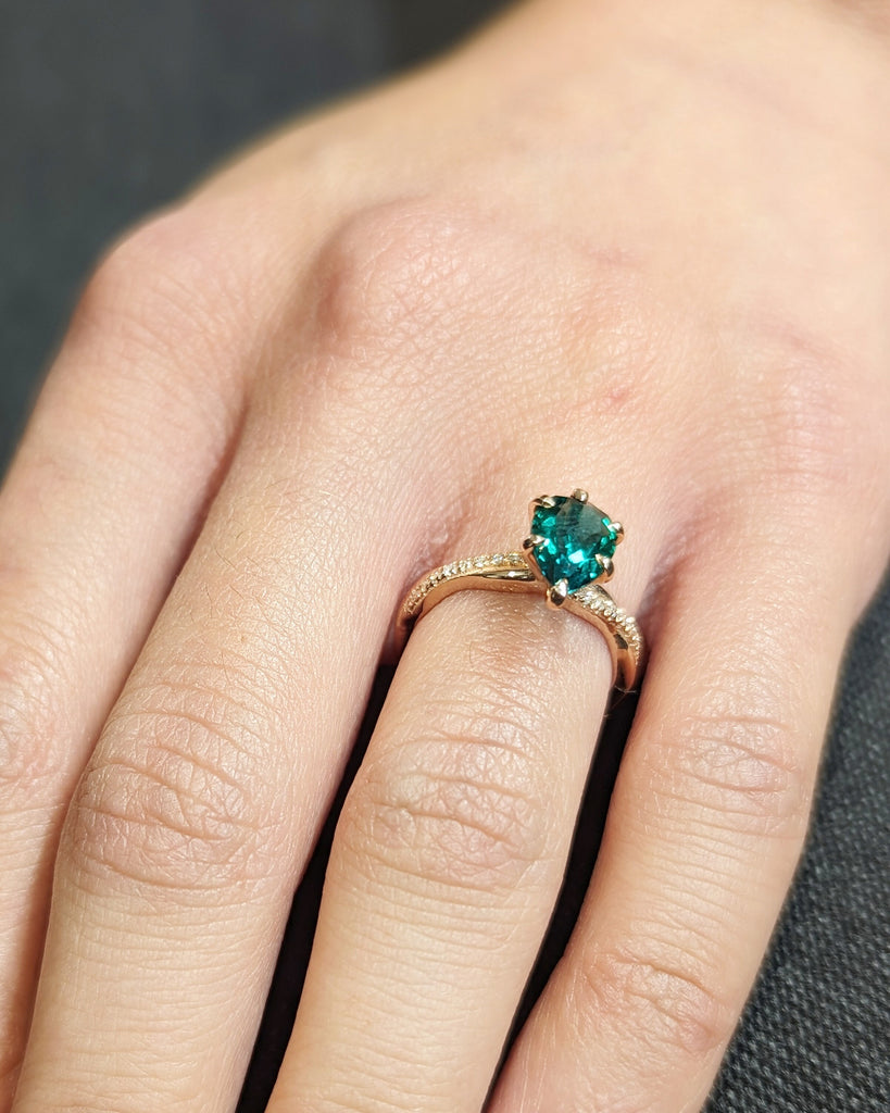 Green Emerald Engagement Ring Set Rose Gold Emerald Ring Vintage Diamond Twist Band May Birthstone Ring 2pcs Wedding Ring Set Promise Ring