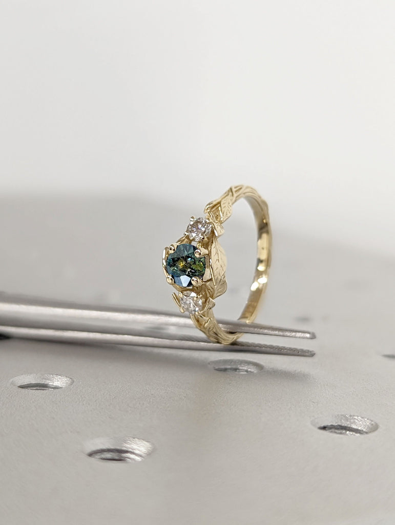 0.5ct Round Peacock Sapphire 14K Yellow Gold Nature Blue Green BIrthstone Wedding Anniversary Ring