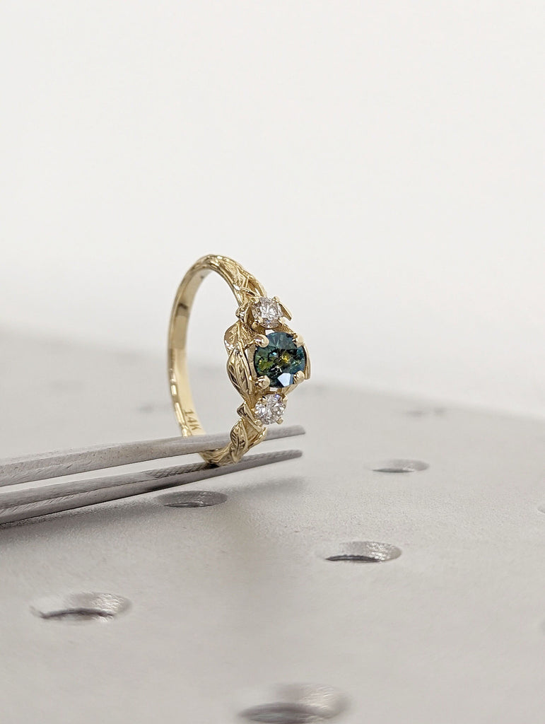 0.5ct Round Peacock Sapphire 14K Yellow Gold Blue Green Gemstone Engagement Ring