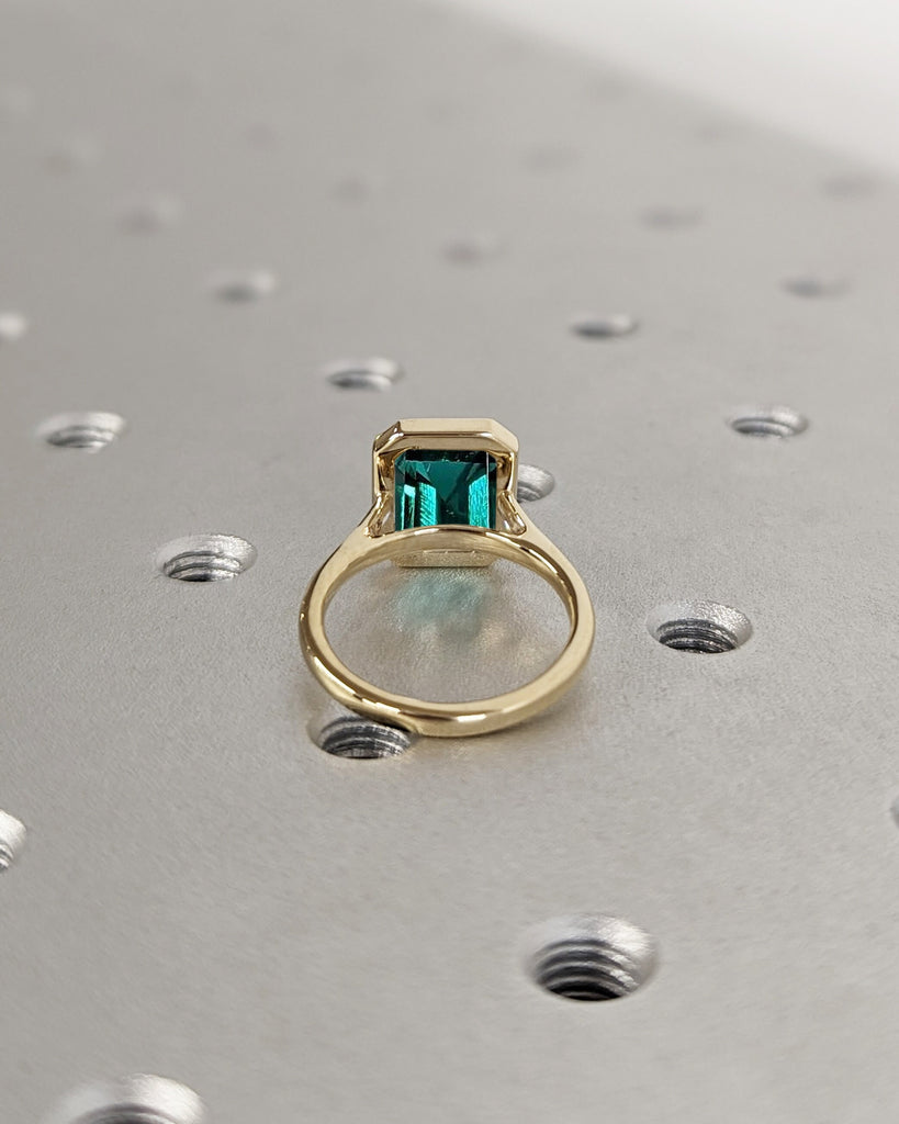 3CT Emerald Cut Emerald Solitaire Ring, 14K Yellow Gold Engagement Ring, Bezel Setting, Statement Ring, Gift For Her, Minimalist, Unique