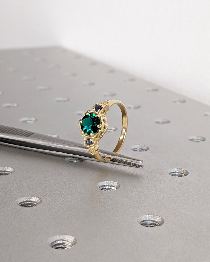 Emerald Ring Vintage Emerald Engagement Ring 18K Gold Ring Gift Unique Antique Wedding Promise Anniversary Ring For Her Birthstone Sapphire