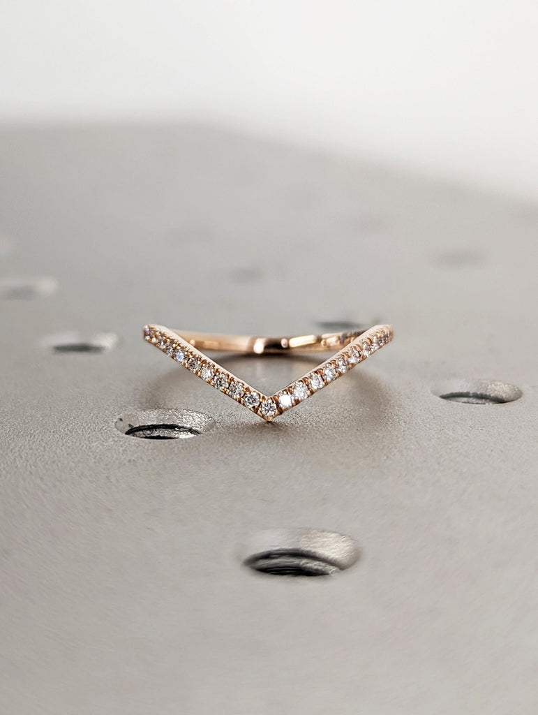 Curved Wedding Band Round Shaped Gold Diamond Wedding Band Unique Chevron Matching Stacking Band Unique Anniversary Delicate Wishbone Ring