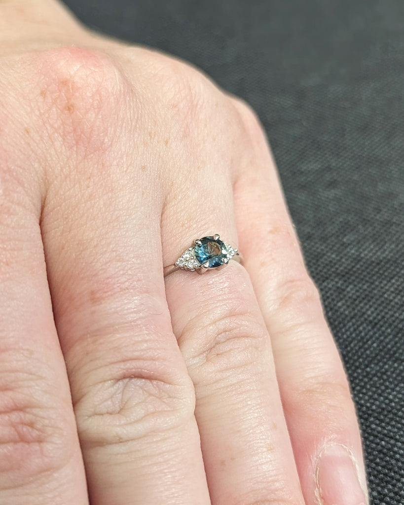 Vintage Peacock Sapphire Engagement Ring | Round Cut Blue Green Teal Sapphire Diamond Cluster | Moissanite Anniversary Cluster | Minimalist