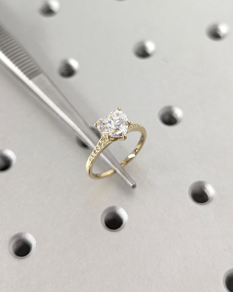 14K Solid Gold Engagement Ring / Heart Moissanite Diamond Wedding Ring / Moissanite Engagement Ring / Dainty Ring / Promise ring / Real Gold