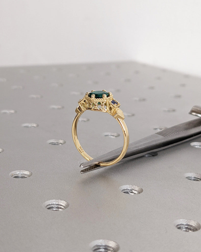 Emerald Ring Vintage Emerald Engagement Ring 18K Gold Ring Gift Unique Antique Wedding Promise Anniversary Ring For Her Birthstone Sapphire