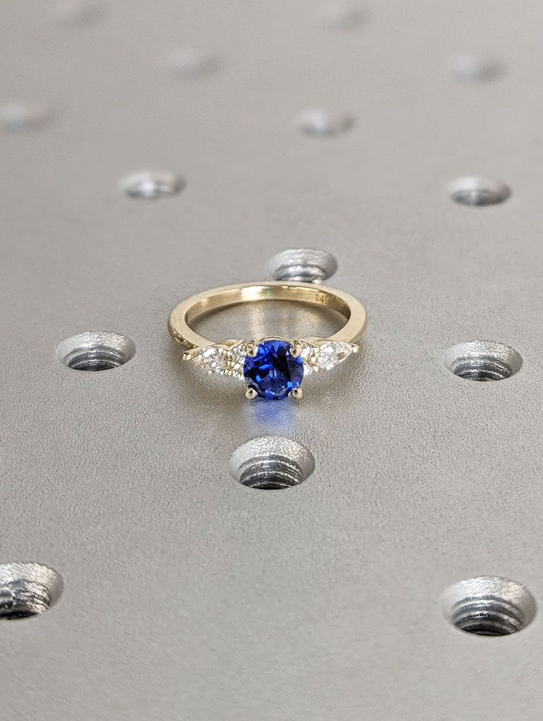 0.5ct Round Blue Sapphire 14K Yellow Gold Diamond Clusters Promise Ring