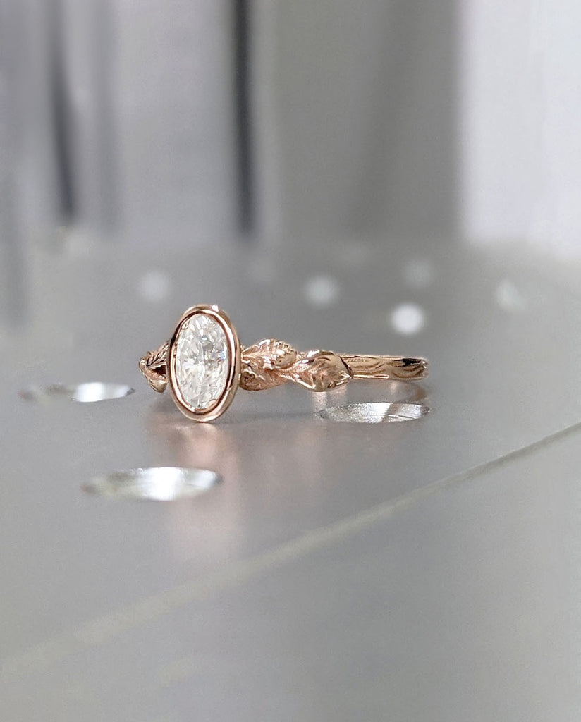 Vintage Moissanite Engagement Ring, Leaf Engraved Band, Nature Inspired Wedding Ring, Organic Wedding Band, Delicate Gold, Engraved Leaves