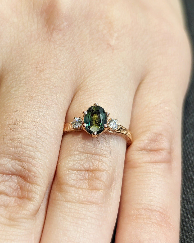 Peacock Sapphire Promise Ring Gold, Round Cut Engagement Dainty Sapphire Ring, Art Deco Ring, Green Gemstone Statement Ring Anniversary Gift