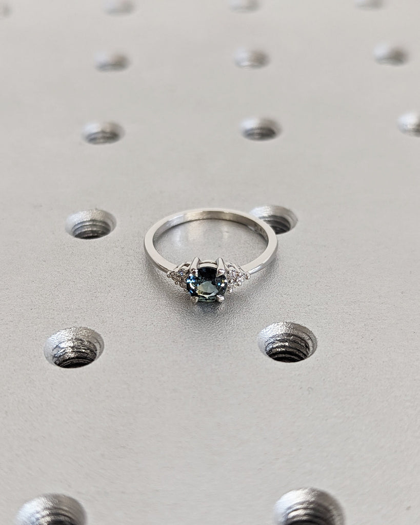 Vintage Peacock Sapphire Engagement Ring | Round Cut Blue Green Teal Sapphire Diamond Cluster | Moissanite Anniversary Cluster | Minimalist