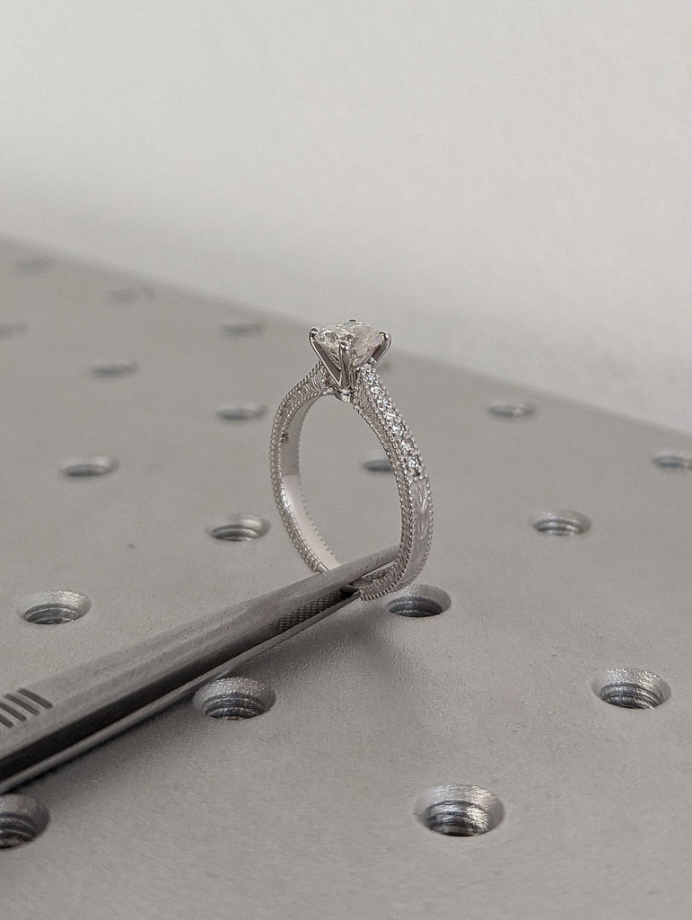 Vintage 14K White Gold Nature Inspired Milgrain Engraved Promise Ring