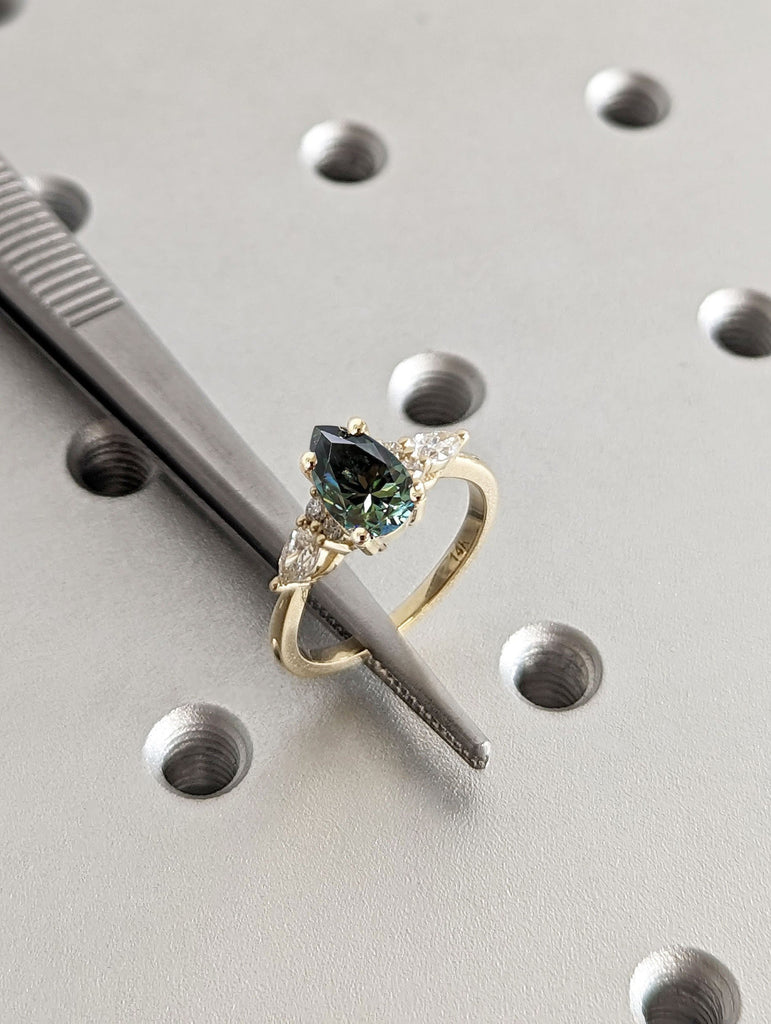 1ct Pear cut Green Moissanite 14K Yellow Gold Moissanite Clusters Wedding Annviersary Ring