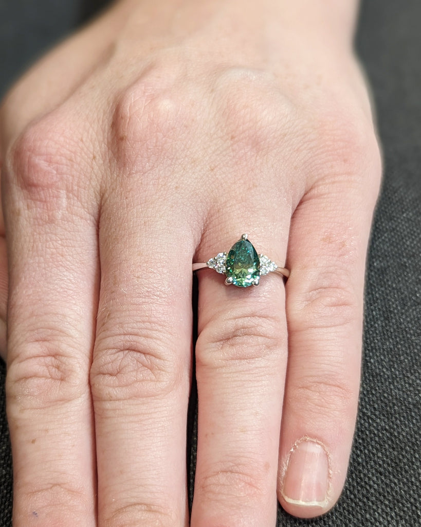 Pear Green Moissanite Engagement Ring, Heavenly Wedding Ring, Cyan Blue Moissanite Ring, Ring for Women, Anniversary Gift Ring, Cluster Ring