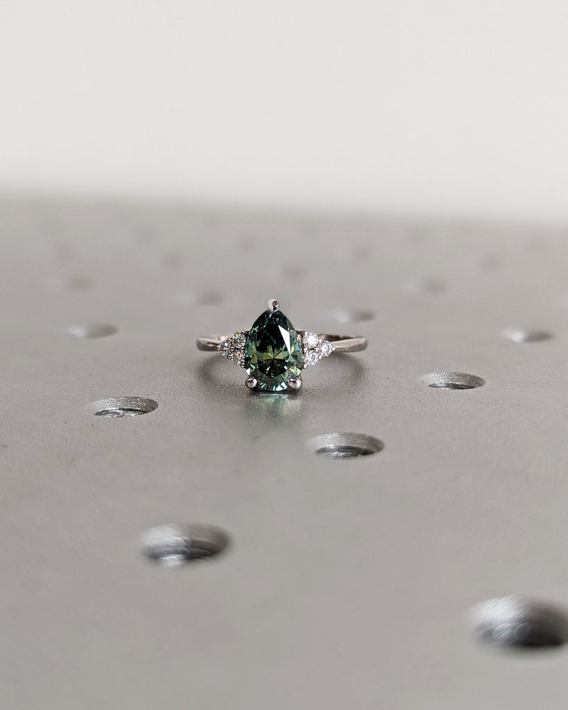 Pear Green Moissanite Engagement Ring, Heavenly Wedding Ring, Cyan Blue Moissanite Ring, Ring for Women, Anniversary Gift Ring, Cluster Ring