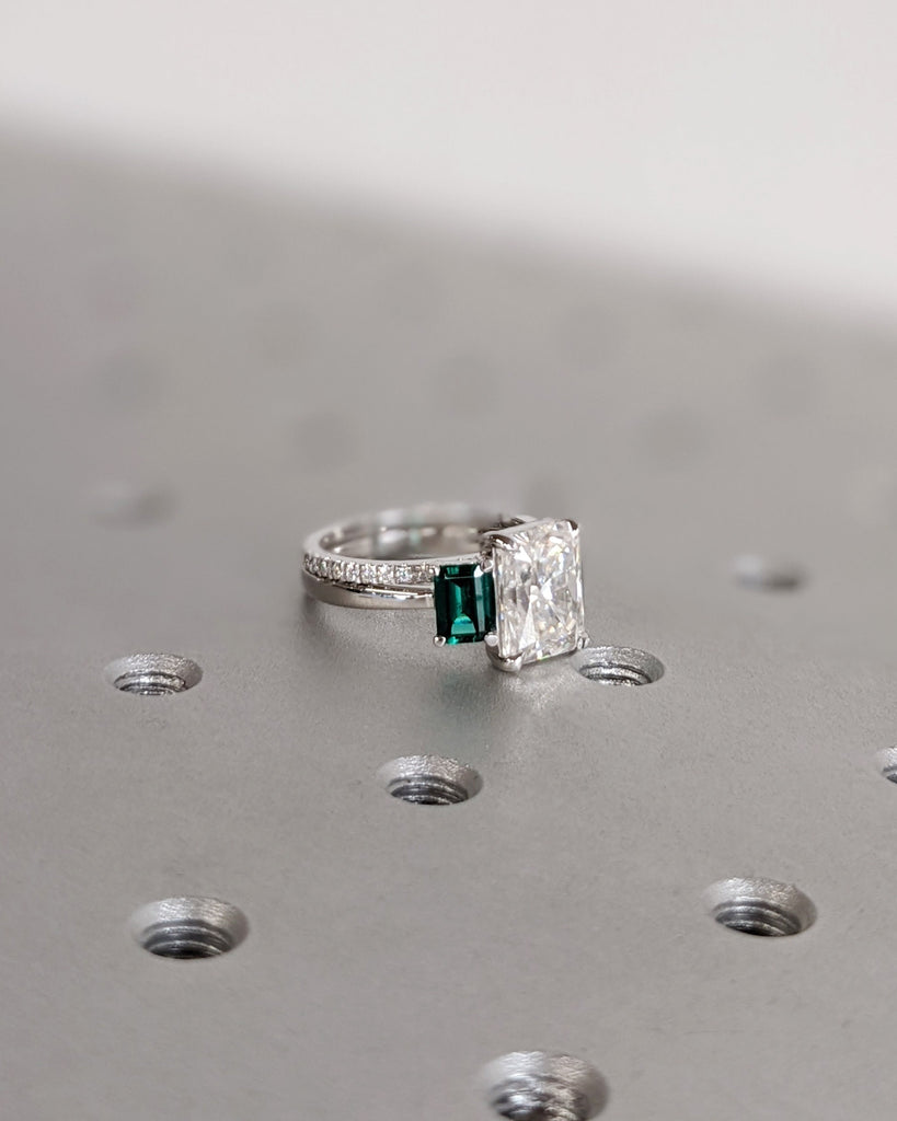 Radiant Cut Moissanite Three Stone Engagement Ring, Emerald Cut Green Emerald, Radiant Cut Ring, Trellis Setting, Moissanite Engagement Ring