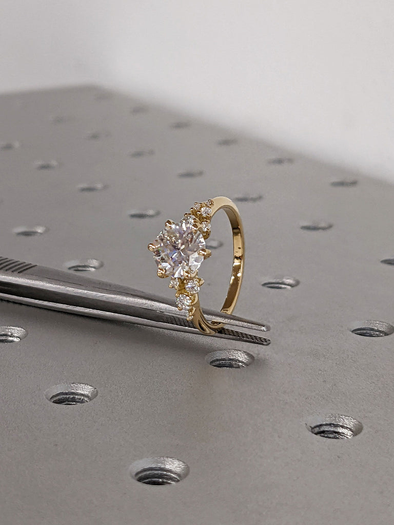 1.5ct Round Lab Grown Diamond Proposal Ring 18K Yellow Gold Snowdrift Diamond Cluster