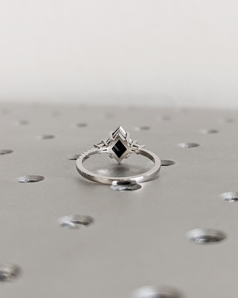 Raw Diamond Kite Baguette Diamond, Salt and Pepper, Unique Engagement Ring, Rose Cut Geometric Diamond Ring, 18k Gold, Custom Crafted Ring
