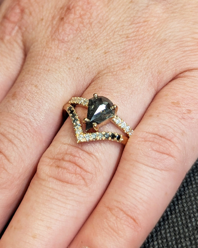 Raw Diamond Fan Cut Diamond, Salt and Pepper, Unique Engagement Ring, Rose Gold Geometric Diamond Ring, 14k Gold, Custom Handmade, Hammered