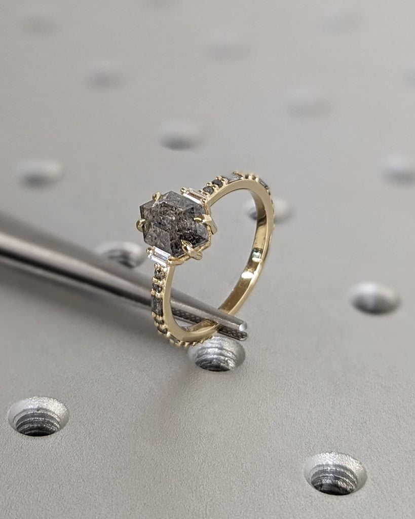 Raw Diamond Hexagon Baguette Diamond, Grey Salt and Pepper, Unique Retro Engagement Ring, Rose Cut Geometric Diamond Ring, 14k Yellow Gold
