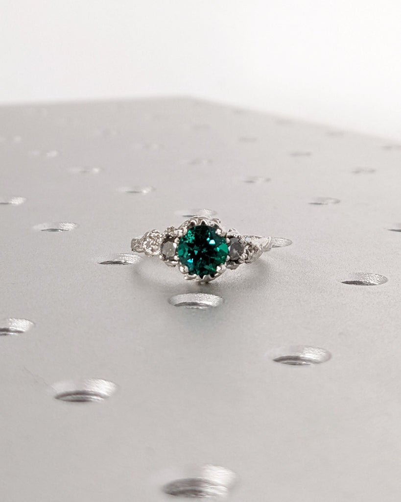 Nature Inspired Emerald Bridal Ring / Branch Emerald Engagement Ring / Twig Emerald Engagement Ring / Twig And Thistle Leaf Ring / Art Deco