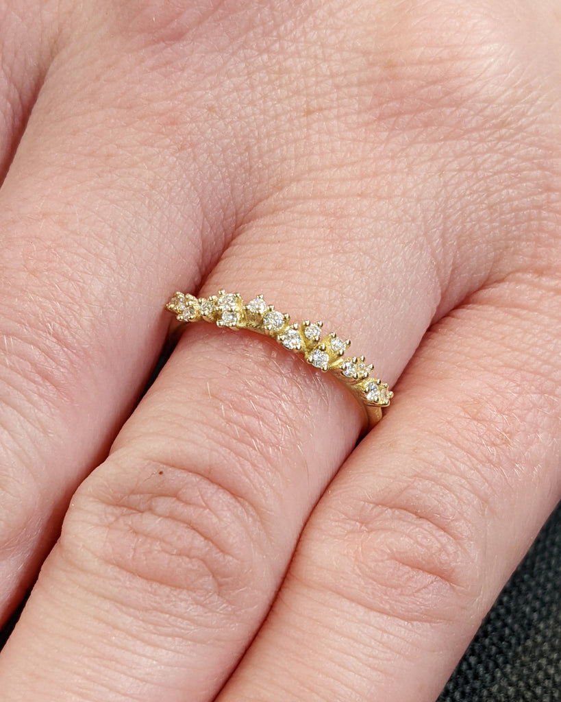 Round Diamond Cluster Wedding Band / Snowdrift Moissanite Cluster Ring / 14K Yellow Gold Ring / Dainty Stacking Ring / Unique Vintage Ring