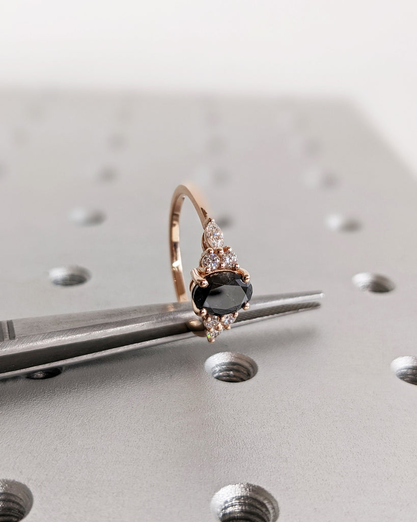 Galaxy Raw Salt & Pepper Diamond Ring For Women- Oval Cut Diamond Engagement Ring- Unique Bridal Promise Ring- 14K Solid Rose Gold- Art Deco