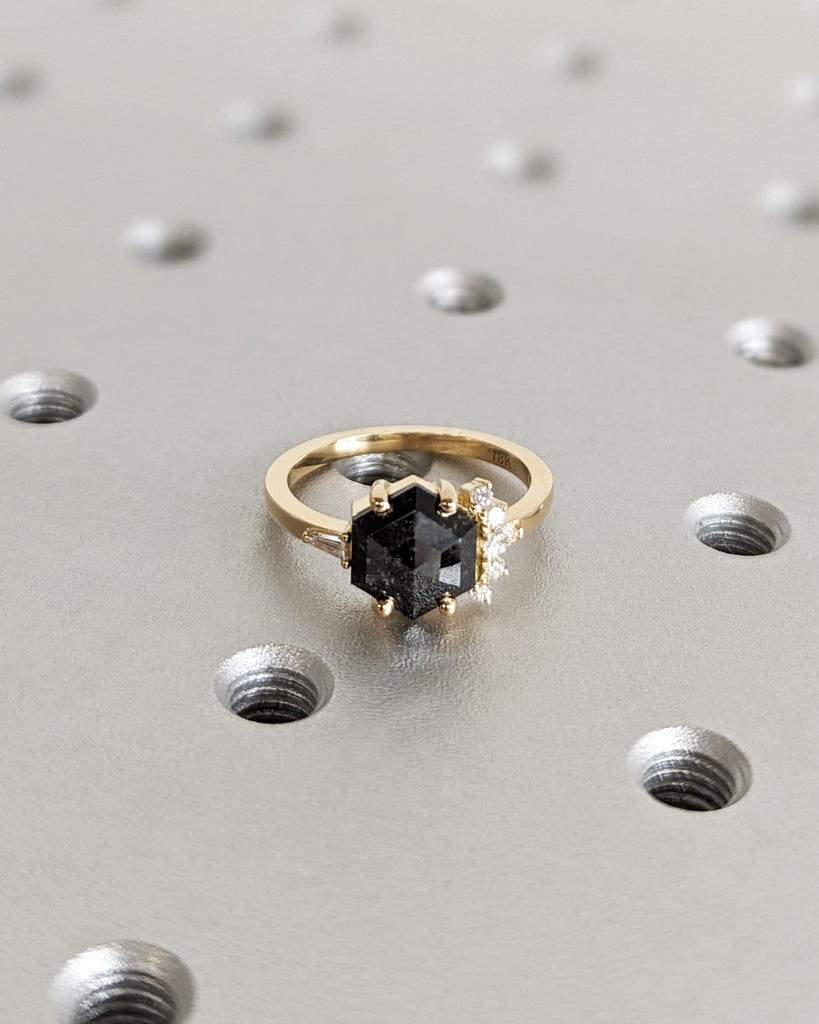 Cluster Ring in 18K Yellow Gold / Geometric Hexagon Grey Salt and Pepper Diamond Cluster Ring / Multi Stone Engagement Ring / Modern Design
