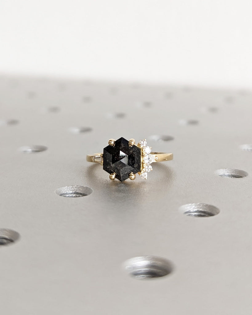 Cluster Ring in 18K Yellow Gold / Geometric Hexagon Grey Salt and Pepper Diamond Cluster Ring / Multi Stone Engagement Ring / Modern Design