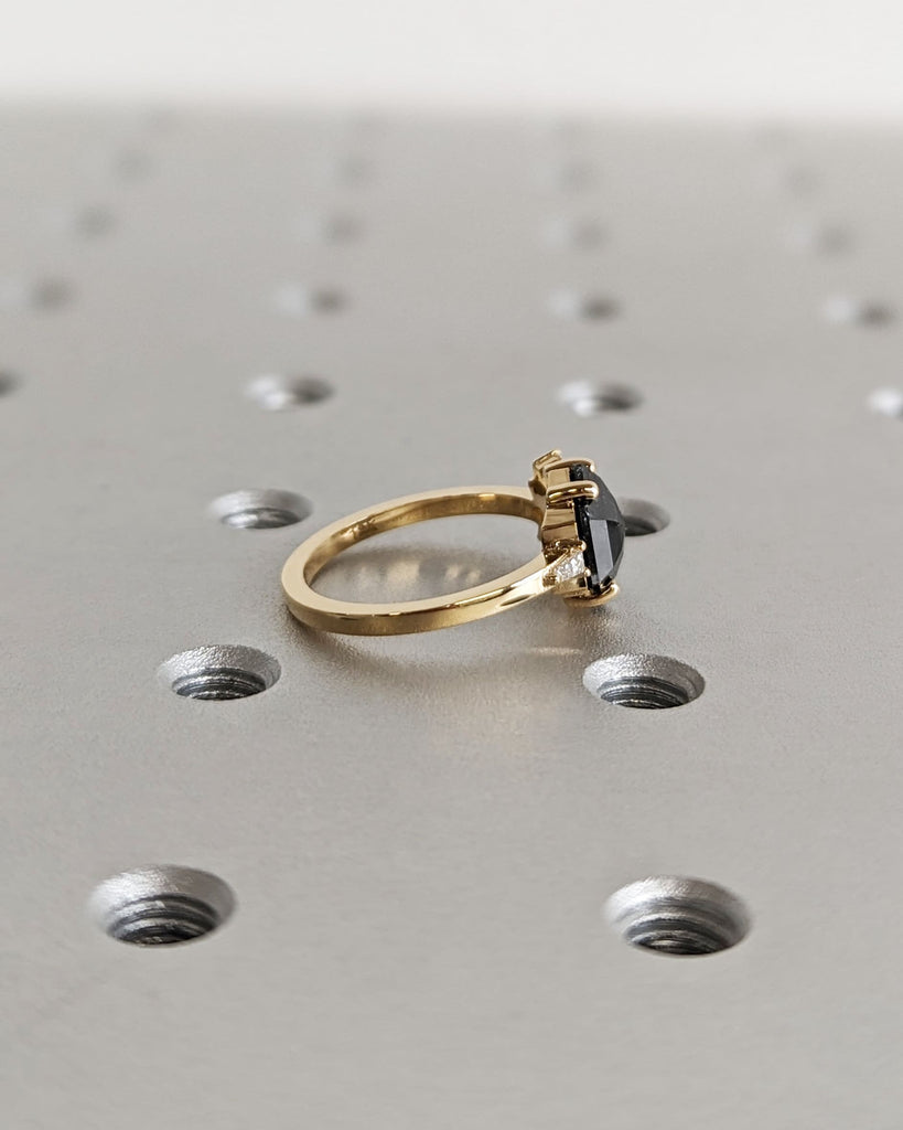Cluster Ring in 18K Yellow Gold / Geometric Hexagon Grey Salt and Pepper Diamond Cluster Ring / Multi Stone Engagement Ring / Modern Design